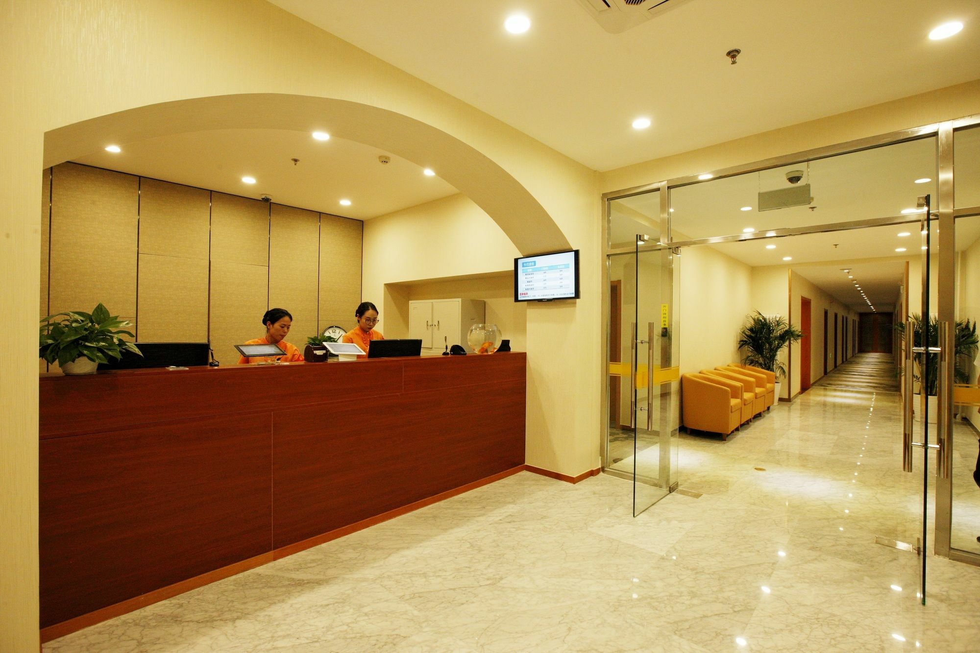 Beijing Dongdan Hotel Near Wangfujing Street,Tian'Anmen Square,The Forbidden City,Free Self-Service Laundry Room Zewnętrze zdjęcie