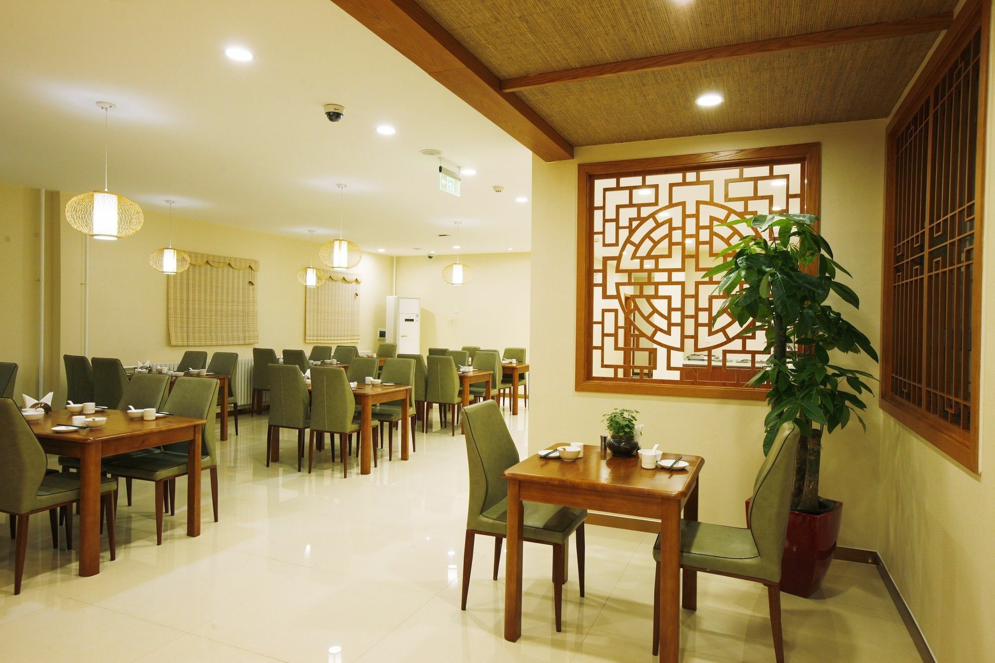 Beijing Dongdan Hotel Near Wangfujing Street,Tian'Anmen Square,The Forbidden City,Free Self-Service Laundry Room Zewnętrze zdjęcie